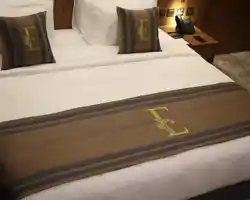 E hotel thumbnail